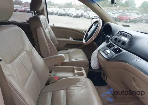 2005 Honda Odyssey Ex-L from USA, damaged, VIN 5FNRL38685B415164